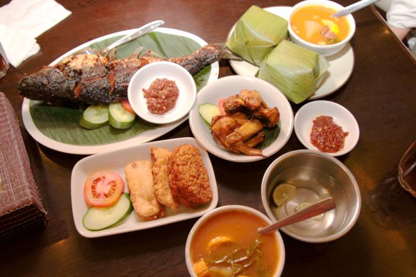 TAMBAHAN LAUK DAN SAYUR (SAYUR ASEM)